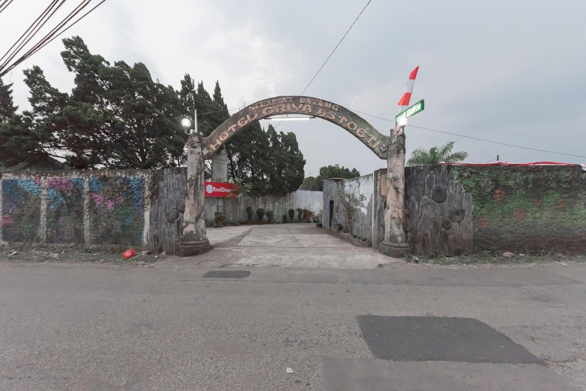 Hotel Reddoorz At Griya Astoeti Bogor